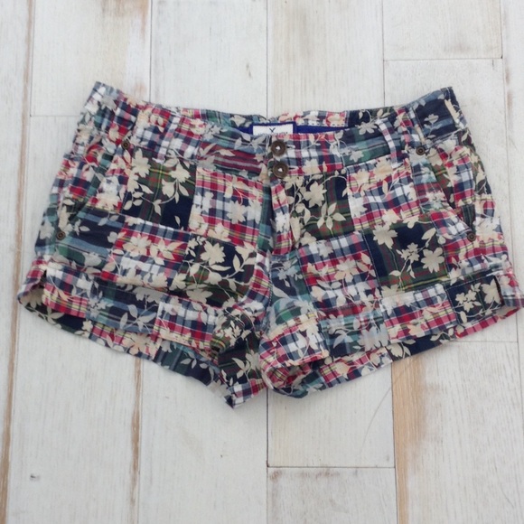 American Eagle Outfitters Pants - American Eagle shorts