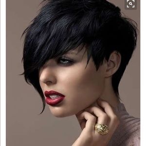 Meet your Posher, Anisa