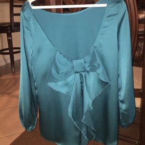 NEW WITH TAGS!! bow back shirt!
