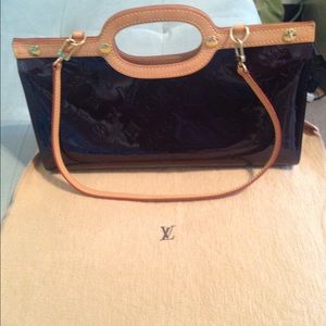 Louis Vuitton Roxbury Drive Amarante color