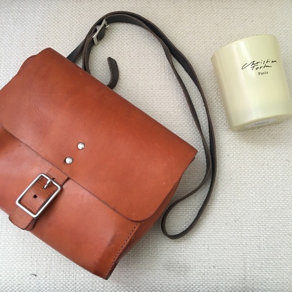 Madewell Handbags - Madewell style handmade British bag- minimal chic!