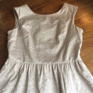 Size 12 H&M scalloped pattern cocktail dress
