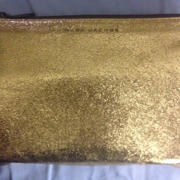 ❌❌ SOLD ❌❌ MARC JACOBS make-up bag! - Picture 2 of 2