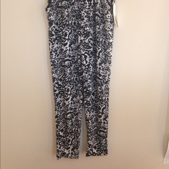 Pants - Picture 2 of 4