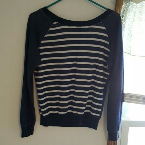 heart sweater - Picture 2 of 2