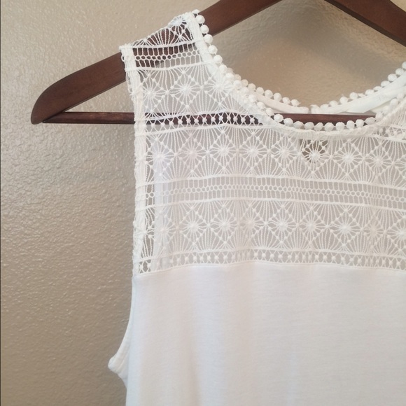H&M Tops - 🎄Lace Jersey Top by H&M🎄only today
