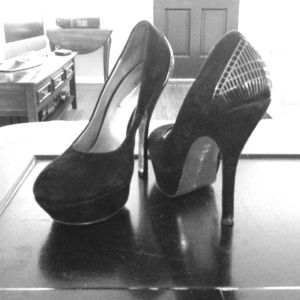 Halston heels from Bakers for $30