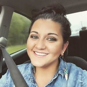 Meet your Posher, Lacy