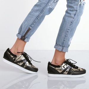 ❌SOLD❌🌟Sol Sana Skylar Runner🌟