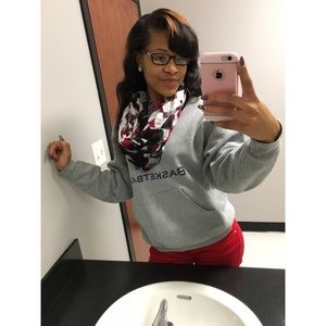 Meet your Posher, Royonna