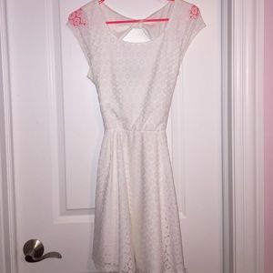 White summer dress/formal/flows dress