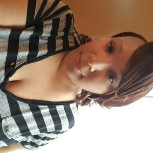 Meet your Posher, Latonya