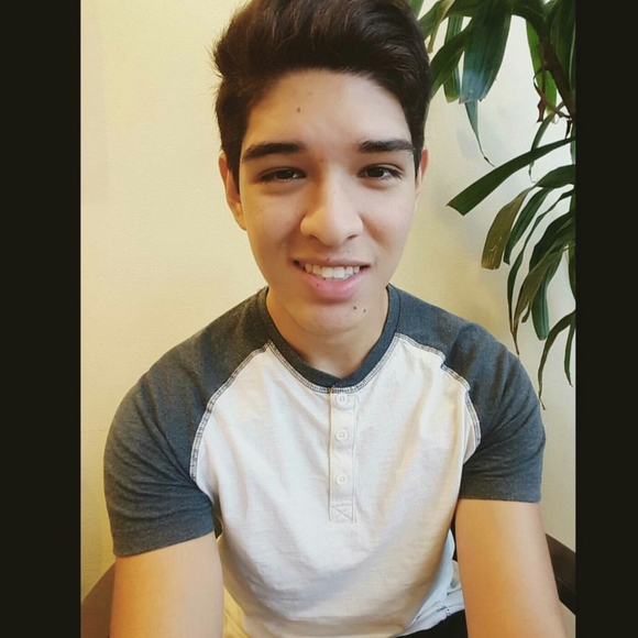 Meet your Posher, Tyler - Picture 1 of 1