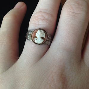 Antique/vintage portrait adjustable silver ring!