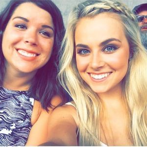 Meet your Posher, Marissa