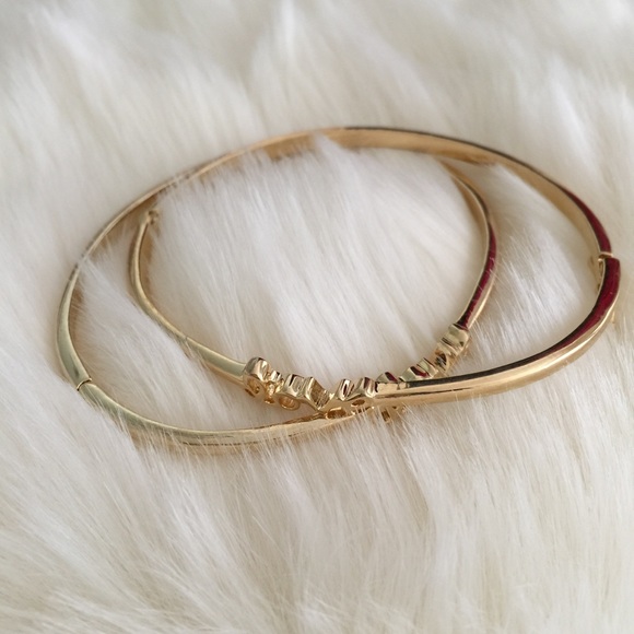 🆕LISTING 18K GOLD ❤️LOVE❤️ BANGLE BY T&J DESIGNS - Picture 5 of 5
