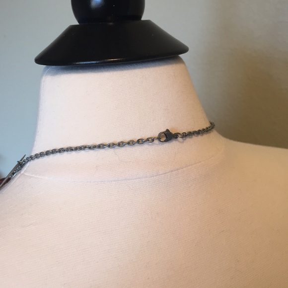 ✌️2 for $10/Multi-Colored Jewel and Silver Necklace - Picture 2 of 2