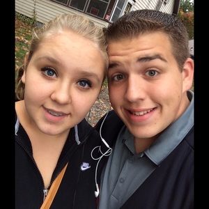 Meet your Posher, Nena