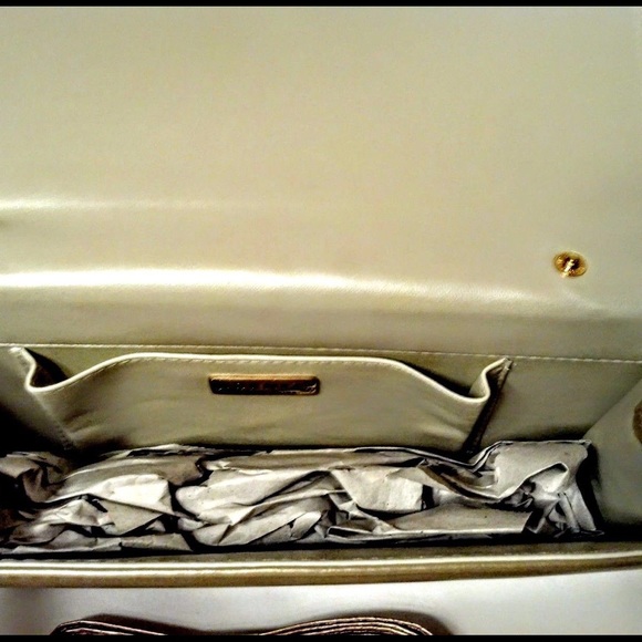 J. Renee Decorative Evening Bag / Clutch Prom - Picture 3 of 4