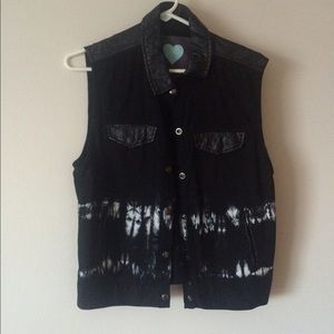 Kendall & Kylie Pacsun Collection Vest