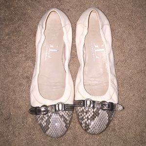 AGL Attilio Giusti Leombruni Classic cap toe flats