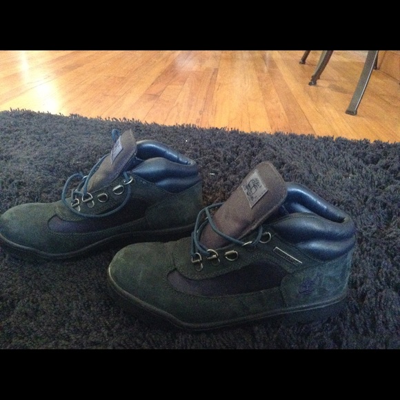 BLUE TIMBERLAND BOOTS!