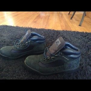 BLUE TIMBERLAND BOOTS!