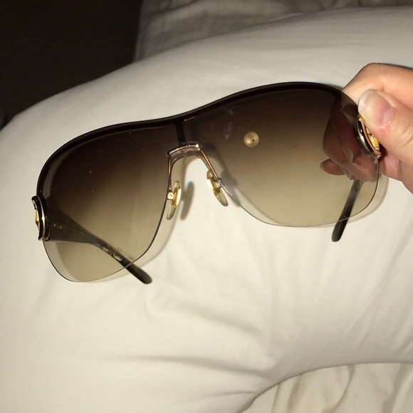 Authentic Gucci sunglasses main image 5
