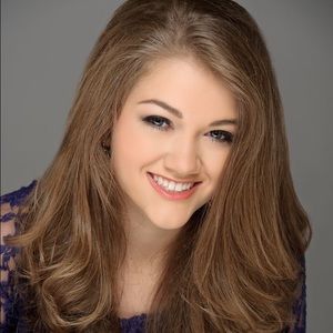 Meet your Posher, Alaina