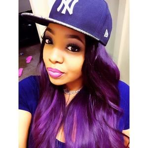 Meet your Posher, Carla