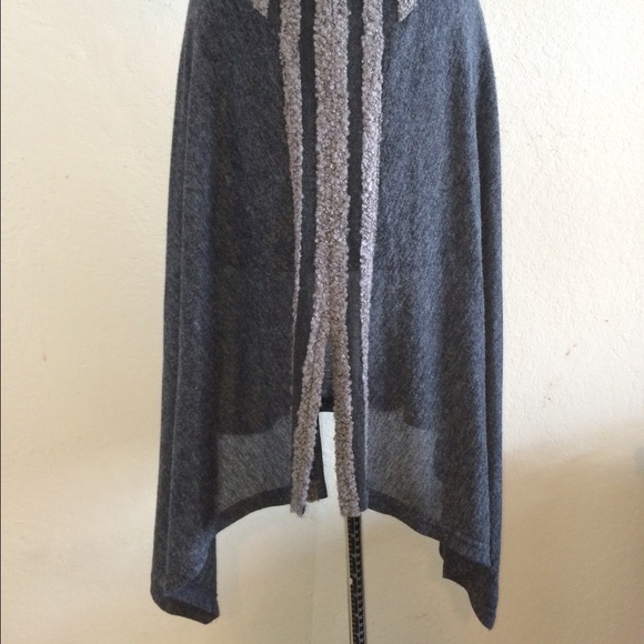 SOLD❤️HP❤️Funky Joseph Ribkoff Handkerchief Hem - Picture 3 of 4