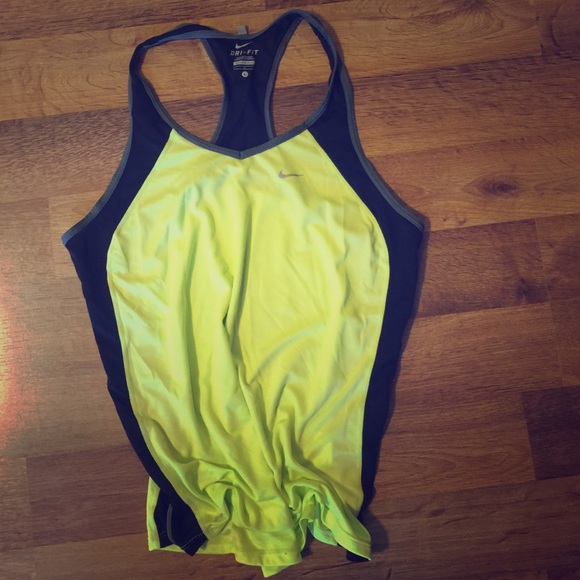 NIKE DRI FIT TANK