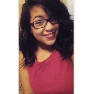 Meet your Posher, Arielle