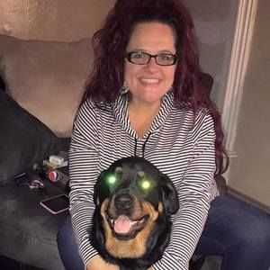 Meet your Posher, Pamela