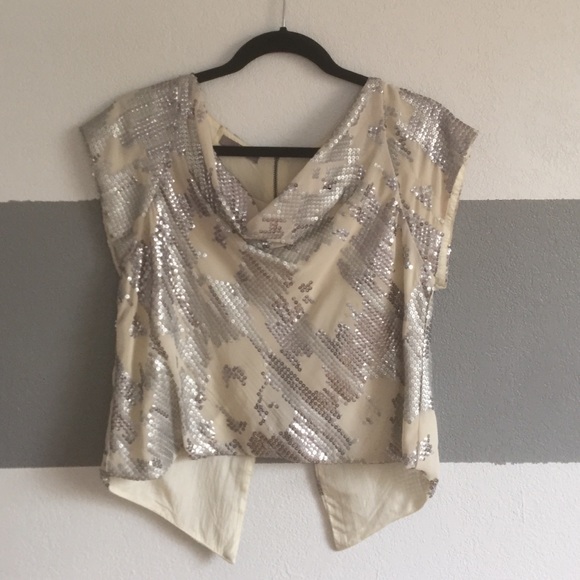 HYPE sequin detailed top