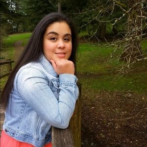 Meet your Posher, Sarai