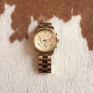 Michael Kors gold runway classic watch