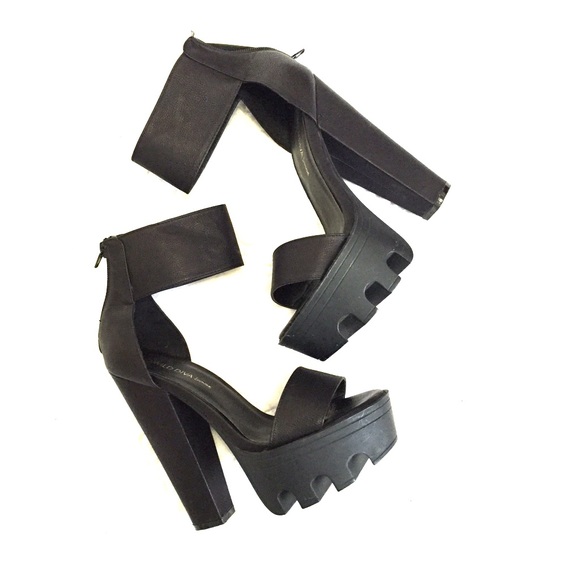Black Platform Lug Heel Strappies