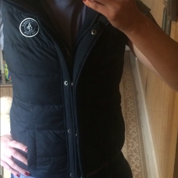 Abercrombie & Fitch Vest - Picture 4 of 4