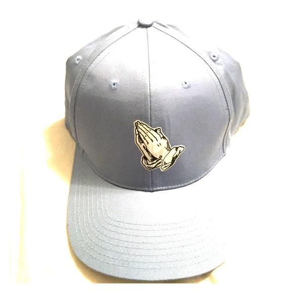 Prayer Hands Cap (sky blue)