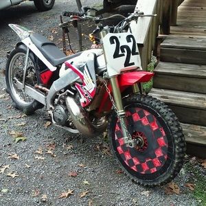 Meet your Posher, Dustin