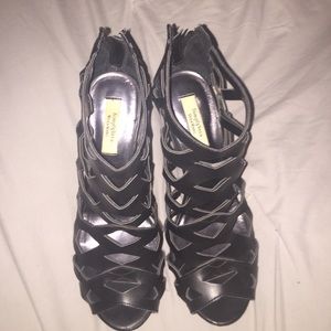 Vera Wang Heels- NO BOX