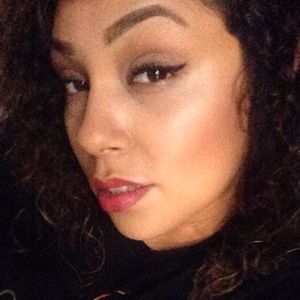 Meet your Posher, Ingrid