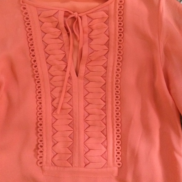 A Diane Von Furstenberg dress - Picture 2 of 3