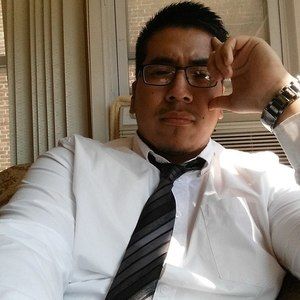 Meet your Posher, Romulo