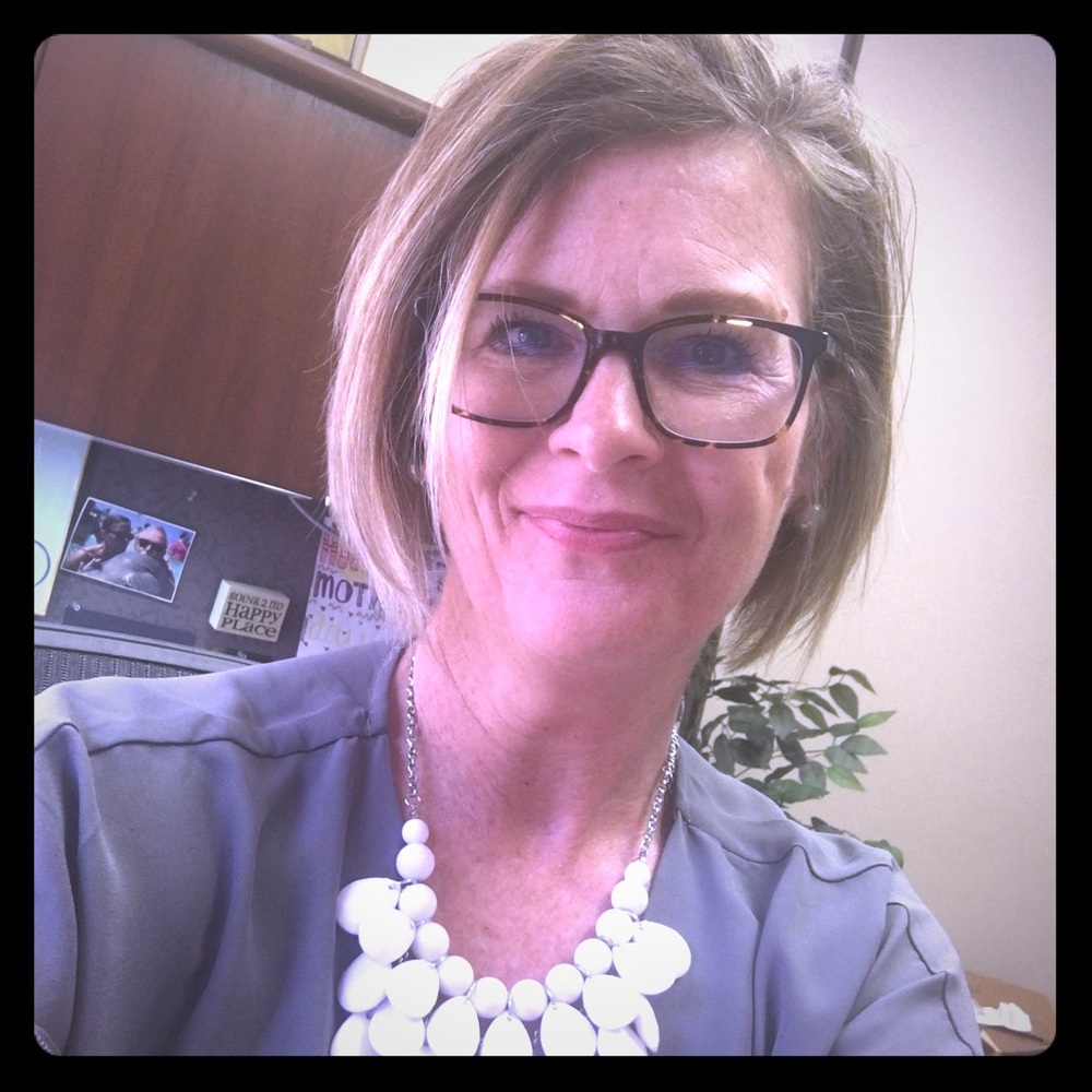 Meet your Posher, Lisa