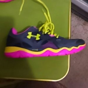 Under armour breast cancer running shoes