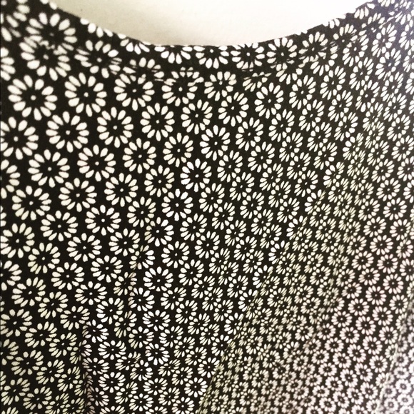 Brandy Melville dress - Picture 2 of 2