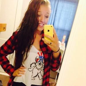 Meet your Posher, Kelsie