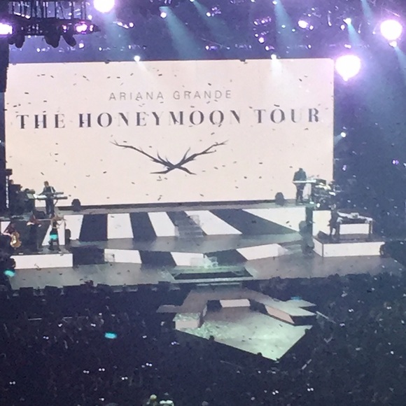 Meet your Posher, Autumn - Picture 1 of 1